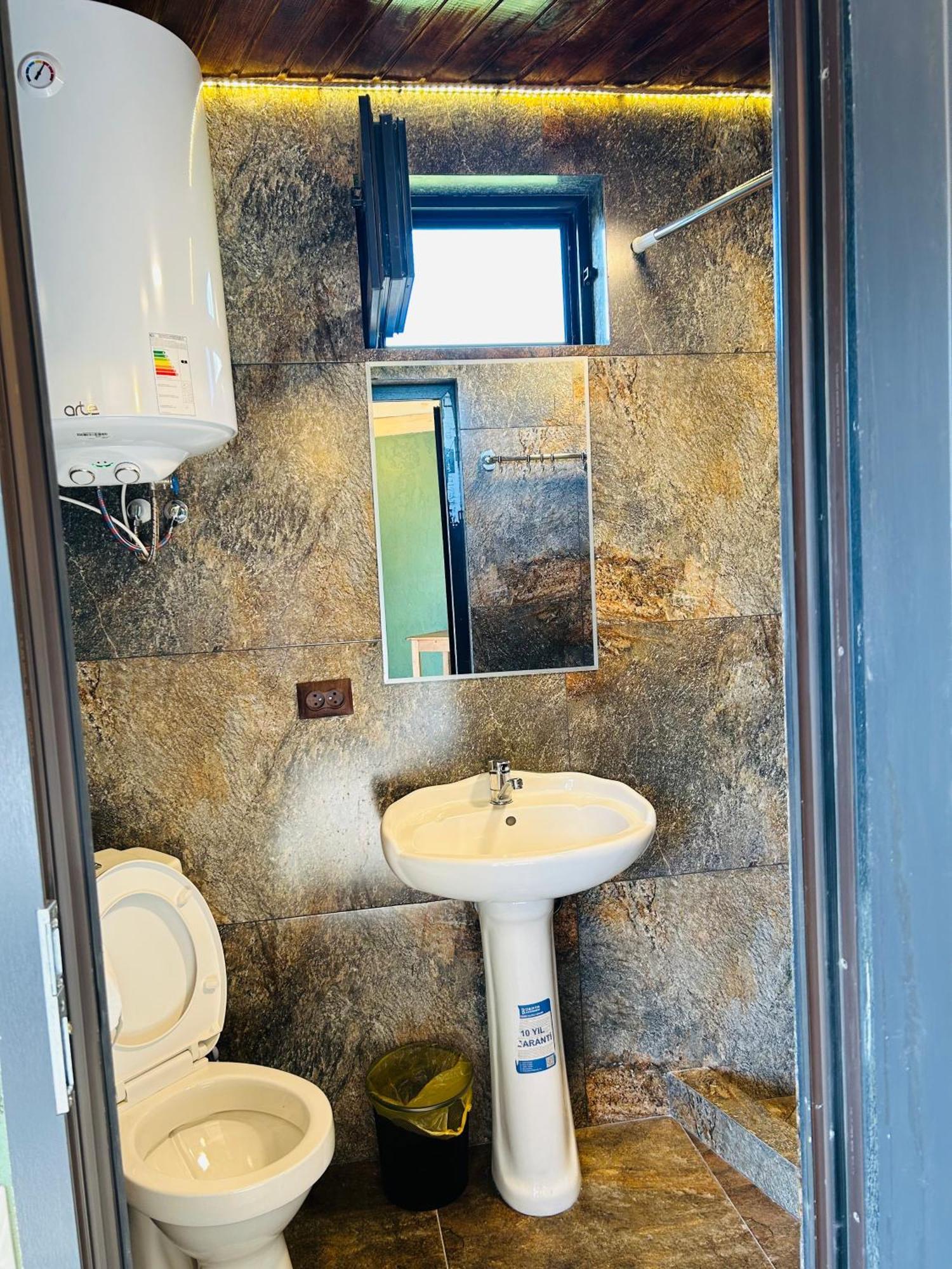 Tsotne'S Kingdom Apartment Вардзия Екстериор снимка